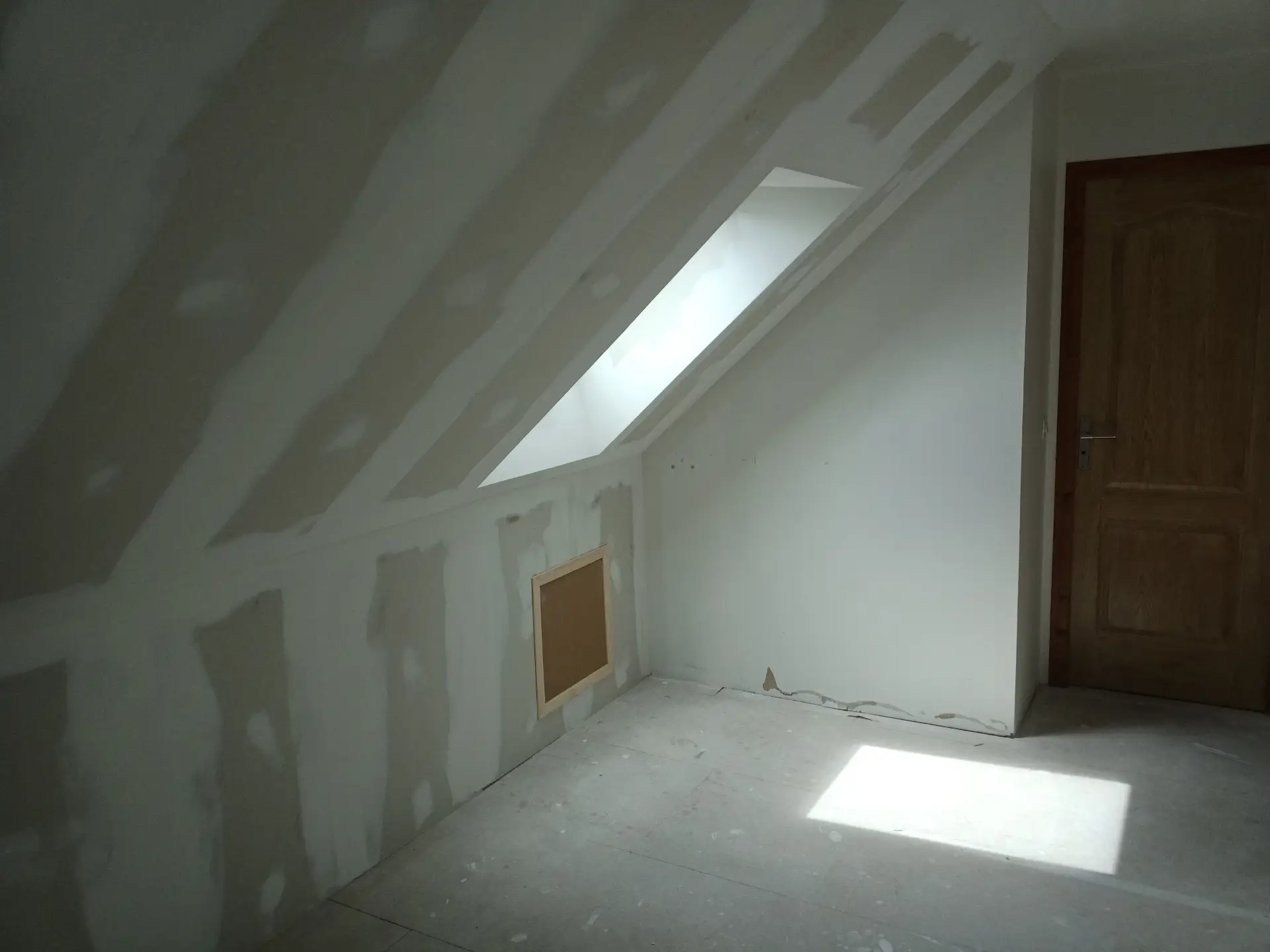 Fenêtre Velux finition combles aménagés isolés