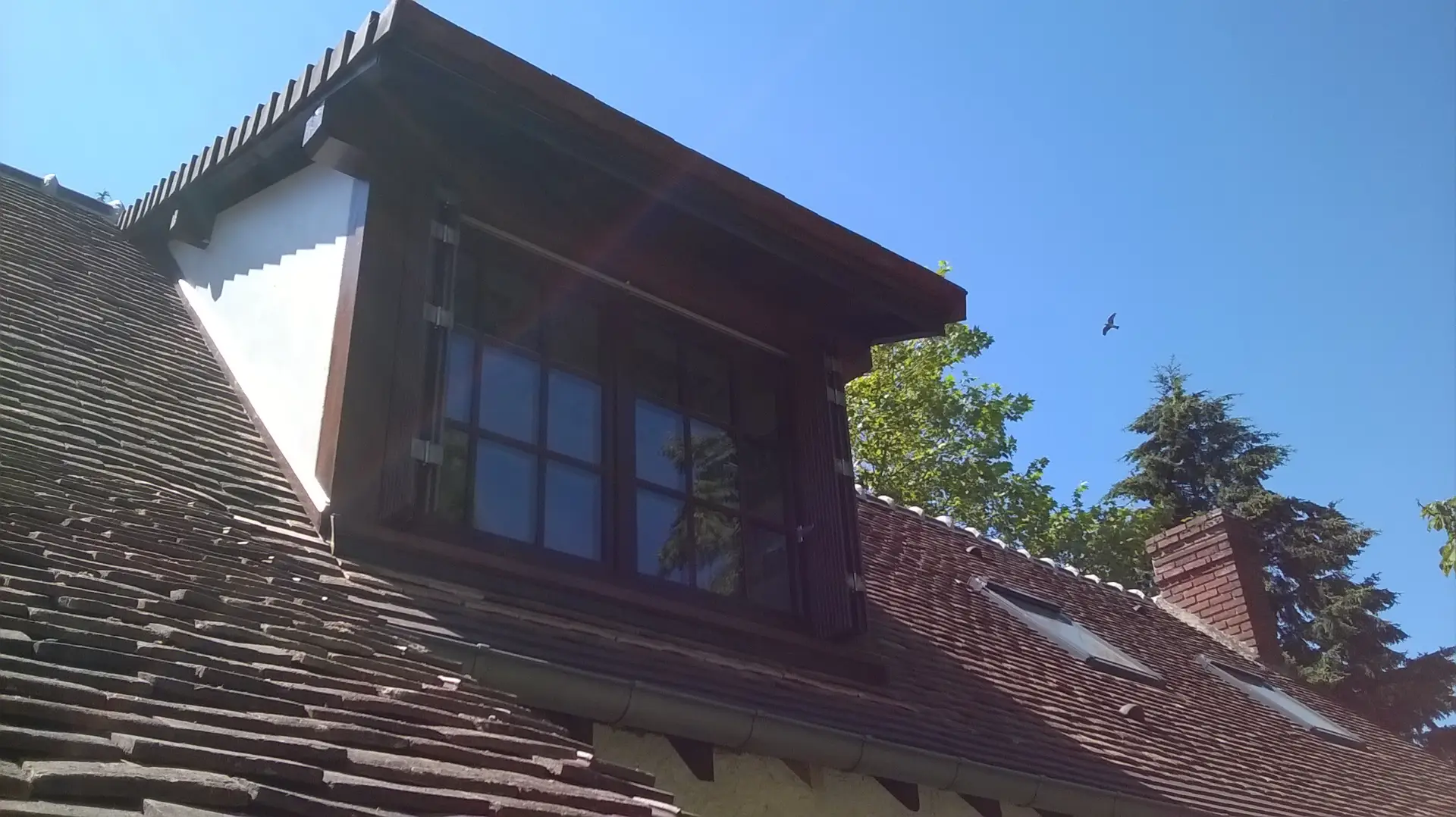 Lucarne bois finition extérieure menuiserie artisanale Dreux