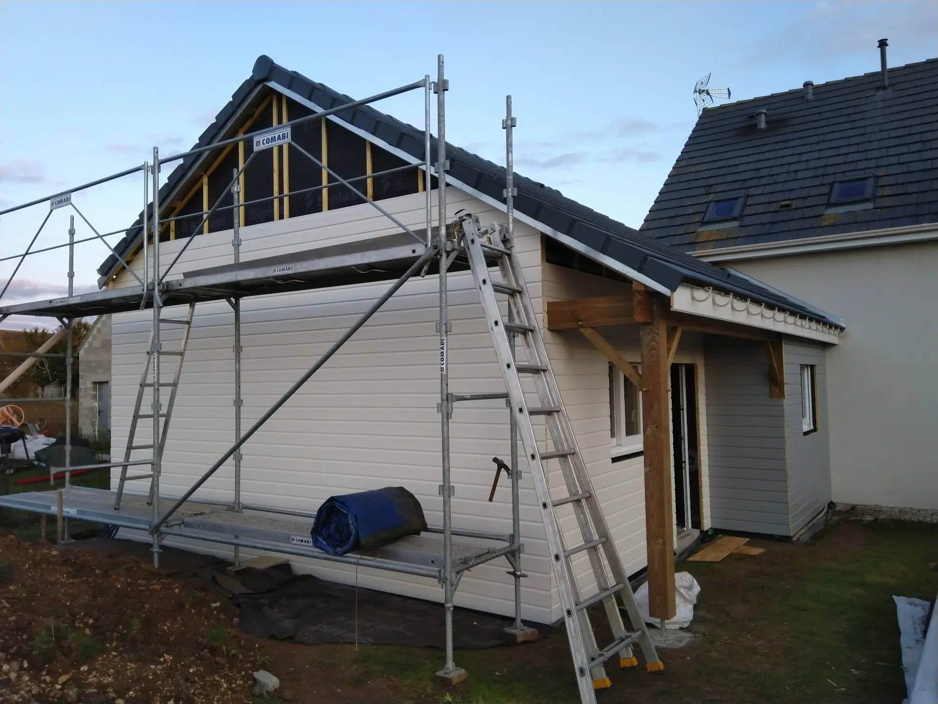 Extension bois échafaudage pose bardage artisanal