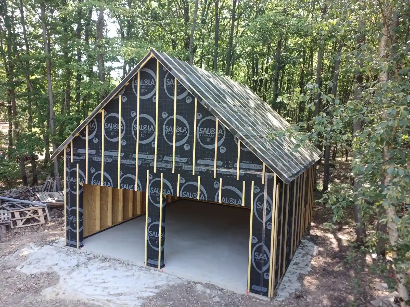 Construction garage bois finalisation charpente