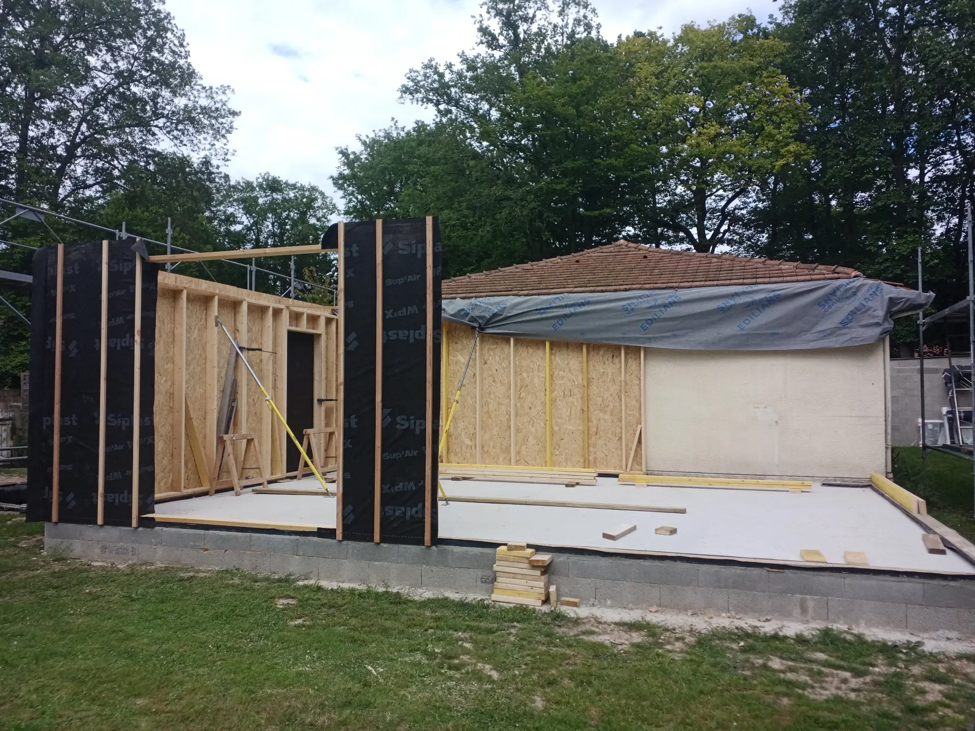 Charpente toit garage bois artisanal Dreux